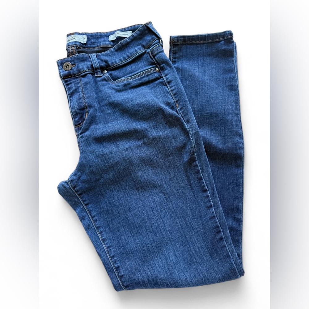 Jessica Simpson High Rise Dark Blue Jeans - Picture 2 of 6